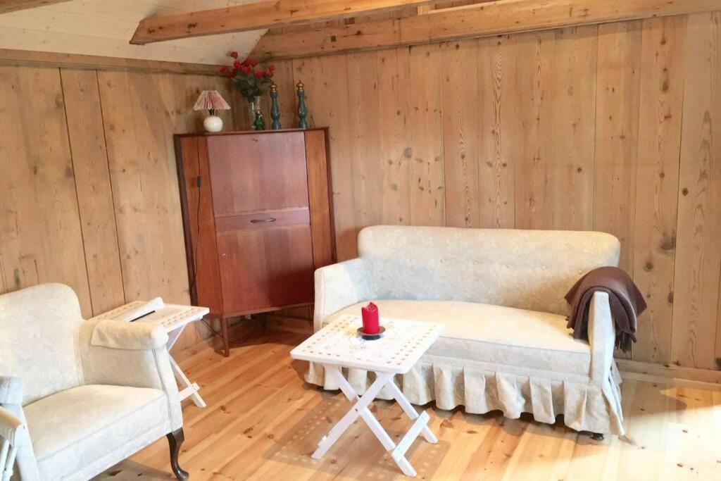 Charming Old Style Shanty Hvalba Exterior photo